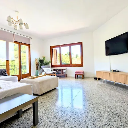 Apartment Charming Attic With Pool And Seaviews Arenys de Mar