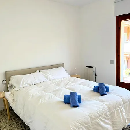Charming Attic With Pool And Seaviews * Arenys de Mar